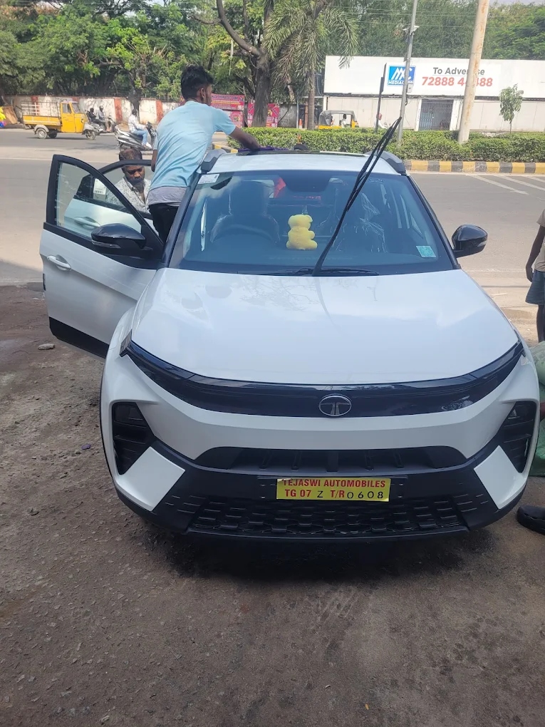 Tata Nexon Exterior Detailing and Microfiber Finish at A1 Car Wash